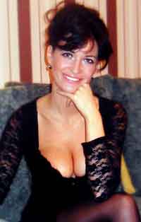 i am looking for female drinking buddy in Assaria